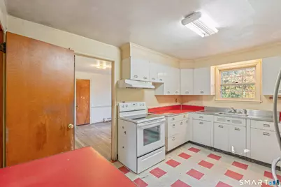 290 Tunxis Road, West Hartford, CT 06107 - Photo 5