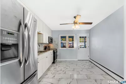 15 Cherry Hill Drive #2A, Bridgeport, CT 06606 - Photo 3
