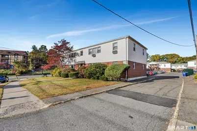 15 Cherry Hill Drive #2A, Bridgeport, CT 06606 - Photo 31