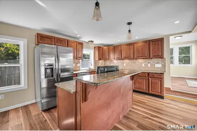 364 Bidwell Street, Manchester, CT 06040 - Photo 11