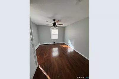 390 Platt Street, Bridgeport, CT 06606 - Photo 15