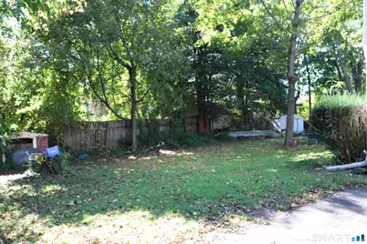 51 Alexander Drive, Bridgeport, CT 06606 - Photo 25