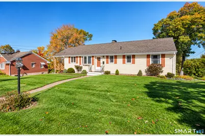 135 Garth Road, Manchester, CT 06040 - Photo 3