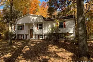 62 Rye Hill Cir, Somers, CT 06071 - Photo 1