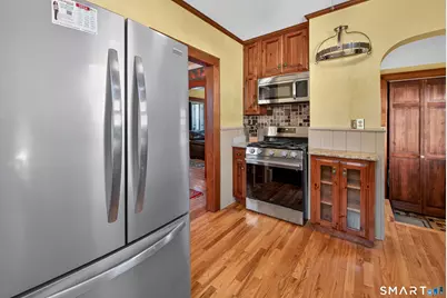 83 Bradley Avenue, East Haven, CT 06512 - Photo 11