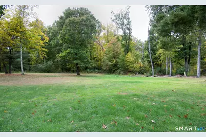 267 Kings Highway, North Haven, CT 06473 - Photo 27