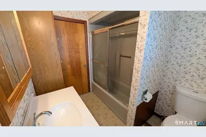 10-12 Parker Terrace #12, Glastonbury, CT 06033 - Photo 19