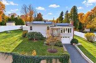 4 Elaine Dr, Seymour, CT 06483 - Photo 1