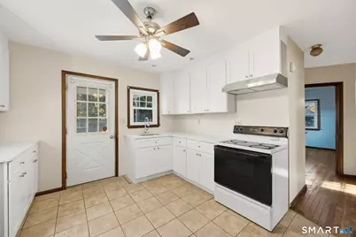 9 Magnolia Place, Middletown, CT 06457 - Photo 11