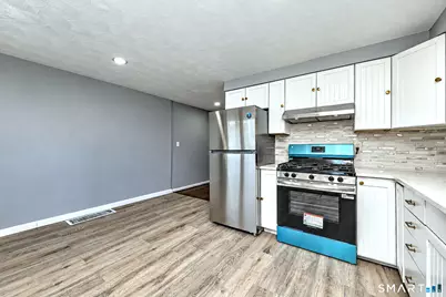364 Main Street #6, East Haven, CT 06512 - Photo 7
