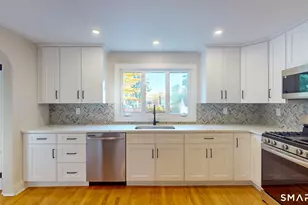 163 Manchester St, Hartford, CT 06112 - Photo 7