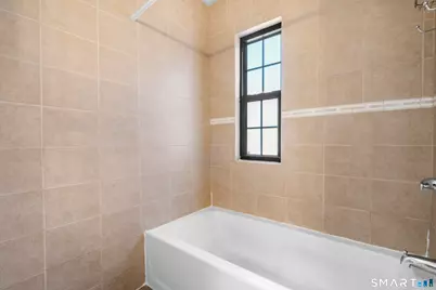 28 Lawrence Street #28-2, Hartford, CT 06106 - Photo 15