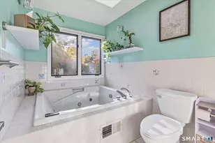 789 Donna Dr, Orange, CT 06477 - Photo 21