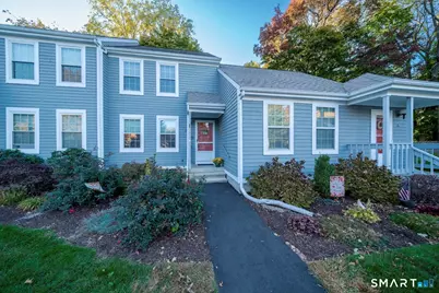 219 Oakland Street #B, Manchester, CT 06042 - Photo 1