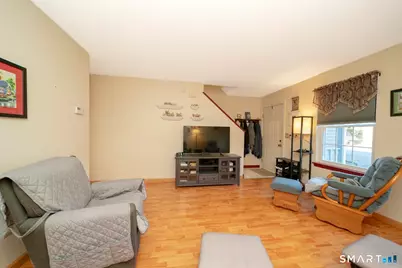 219 Oakland Street #B, Manchester, CT 06042 - Photo 17