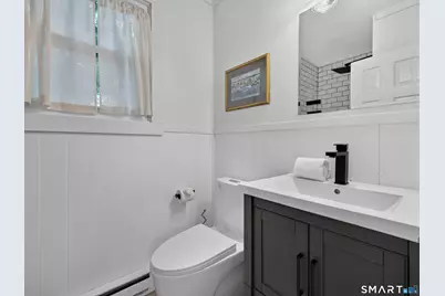 239 Ocean Avenue, New London, CT 06320 - Photo 25