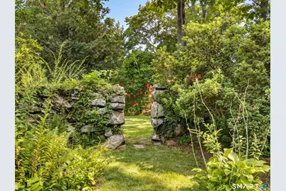 239 Ocean Avenue, New London, CT 06320 - Photo 11