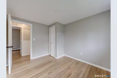 4 Ellis Road, Enfield, CT 06082 - Photo 15