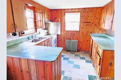 1094 Pomfret Road, Hampton, CT 06247 - Photo 9