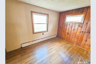 1094 Pomfret Road, Hampton, CT 06247 - Photo 13