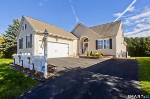 26 Ross Way, Windsor Locks, CT 06096 - Photo 1