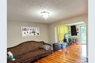 185 Grandview Avenue, Bridgeport, CT 06606 - Photo 3