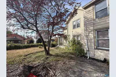 301 Oak Street, Waterbury, CT 06705 - Photo 9