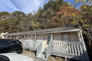301 Oak St, Waterbury, CT 06705 - Photo 1
