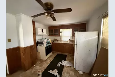301 Oak Street, Waterbury, CT 06705 - Photo 33