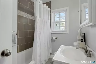 860 Birmingham Street, Bridgeport, CT 06606 - Photo 11