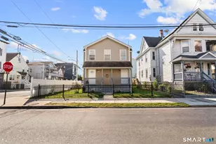 728 Arctic St, Bridgeport, CT 06608 - Photo 1