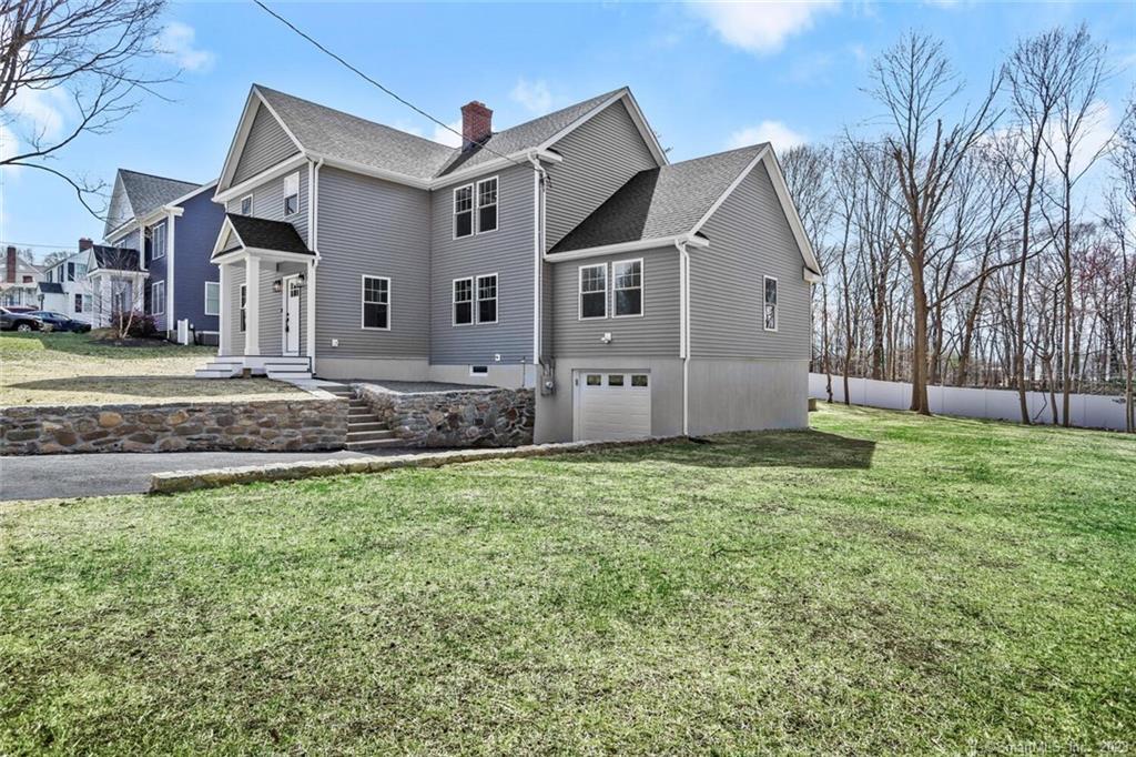 12 sunnyridge parkway trumbull ct