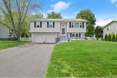 41 Rose Circle, Meriden, CT 06450 - Photo 1