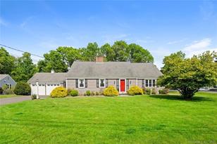 44 Claybar Dr, West Hartford, CT 06117