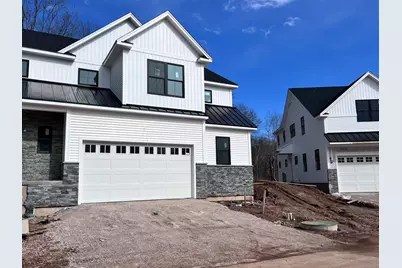 18 Village Circle #18, Guilford, CT 06437 - Photo 1