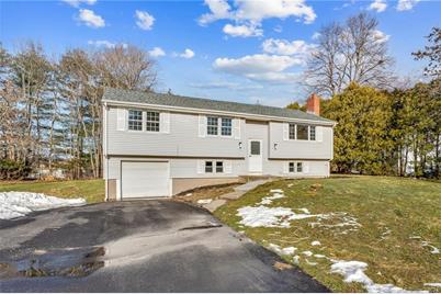 17 Richmond Crescent, Windsor, CT 06095 - Photo 1