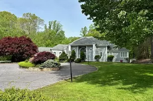 11 Cole Dr, Wolcott, CT 06716 - Photo 1