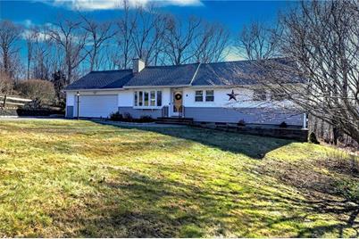 9 Horseshoe Dr, Danbury, CT 06811 - MLS 170622164 - Coldwell Banker