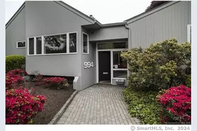 994 Ocean Avenue, New London, CT 06320 - Photo 1