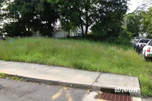 44 Lafayette St, Derby, CT 06418 - Photo 1