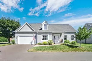 12 Daniel Cir, Suffield, CT 06078 - Photo 1