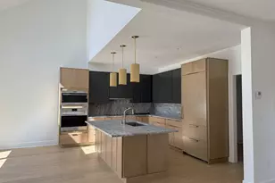 34 Village Cir, Guilford, CT 06437 - Photo 1