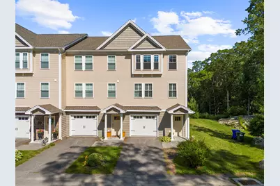 30 Village Crossing #30, East Lyme, CT 06357 - Photo 1