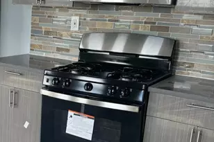 776 Hallett St, Bridgeport, CT 06608 - Photo 1