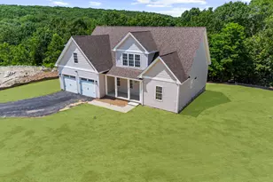 59 Rock Ridge Rd, Manchester, CT 06040 - Photo 1