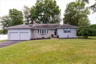 161 Dale Rd, Wethersfield, CT 06109 - Photo 1