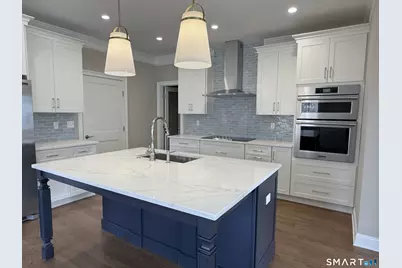 7 Village Circle #7, Guilford, CT 06437 - Photo 1