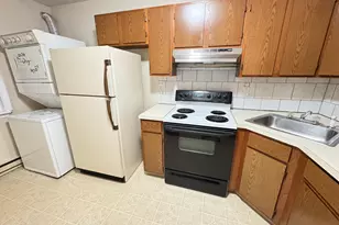 35 Mountain Village Rd, Waterbury, CT 06706 - Photo 1