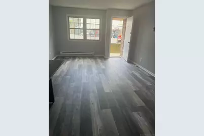 240 Oak Street #30, Bridgeport, CT 06604 - Photo 1