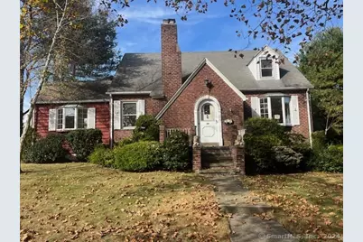 39 Rockefeller Avenue, West Haven, CT 06516 - Photo 1